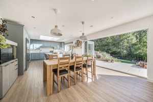 Photo 18- click for photo gallery